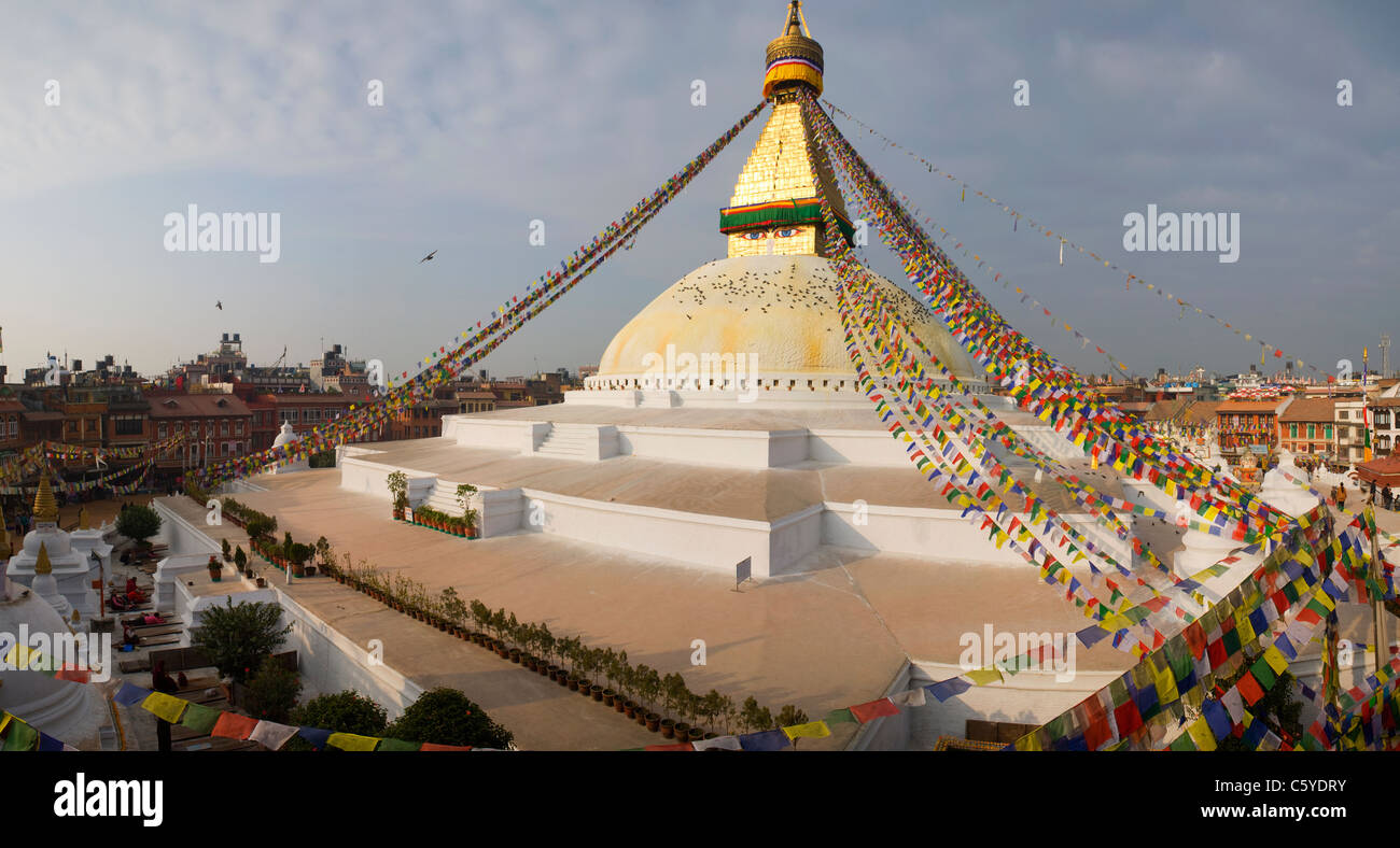 Immagine di panorama di Bodhnath Stupa di Kathmandu in Nepal Foto Stock