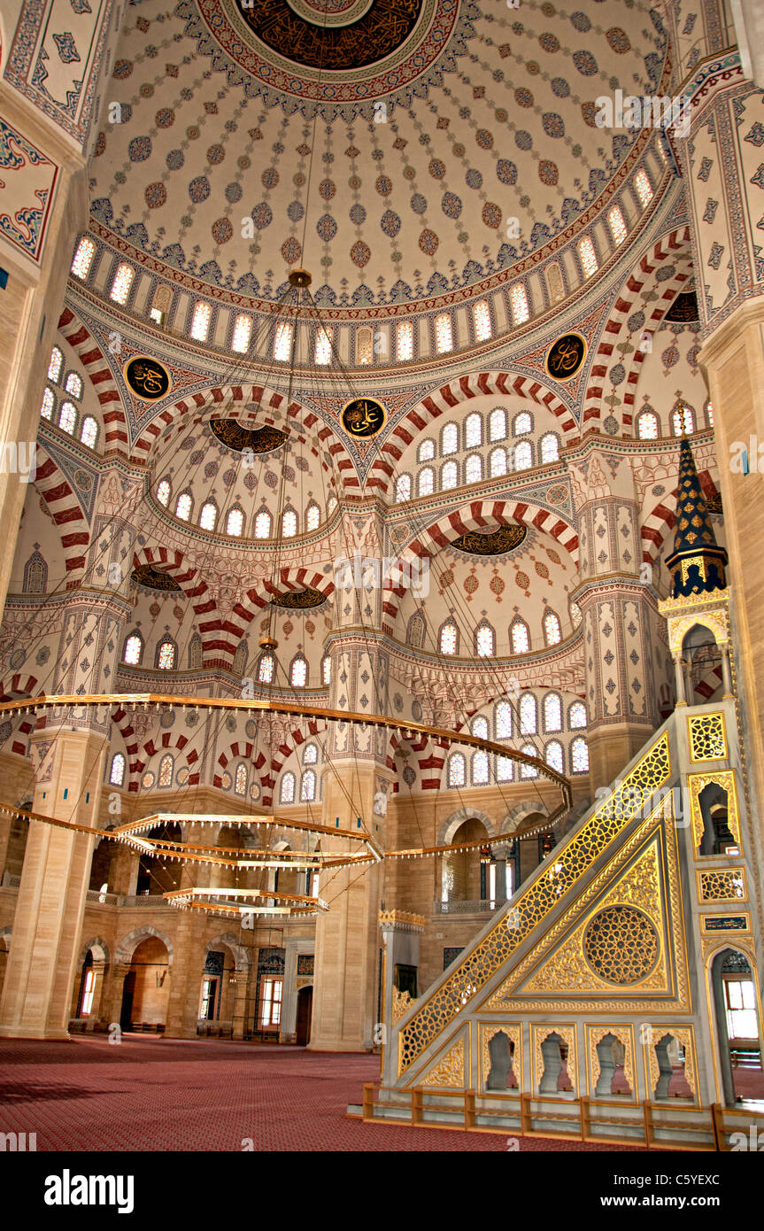 Sabanci Merkiz Cami Mosque Adana Turchia Town City Foto Stock