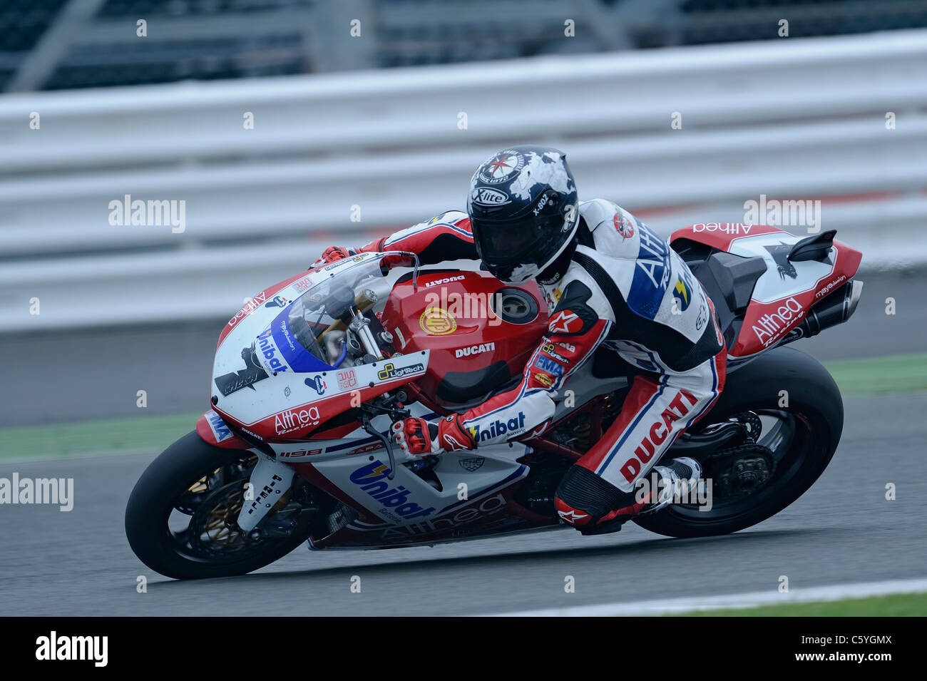 Carlos Checa con la Ducati nel mondiale Superbike Foto Stock