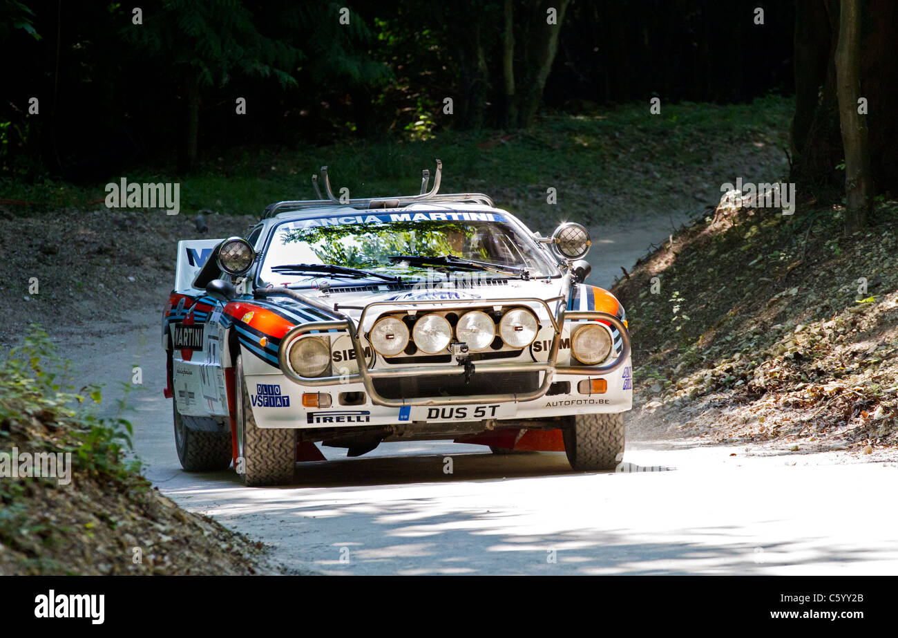 1983 Lancia Rallye 037 nel Rally Safari specifica al 2011 Goodwood Festival of Speed, Sussex, Regno Unito. Foto Stock