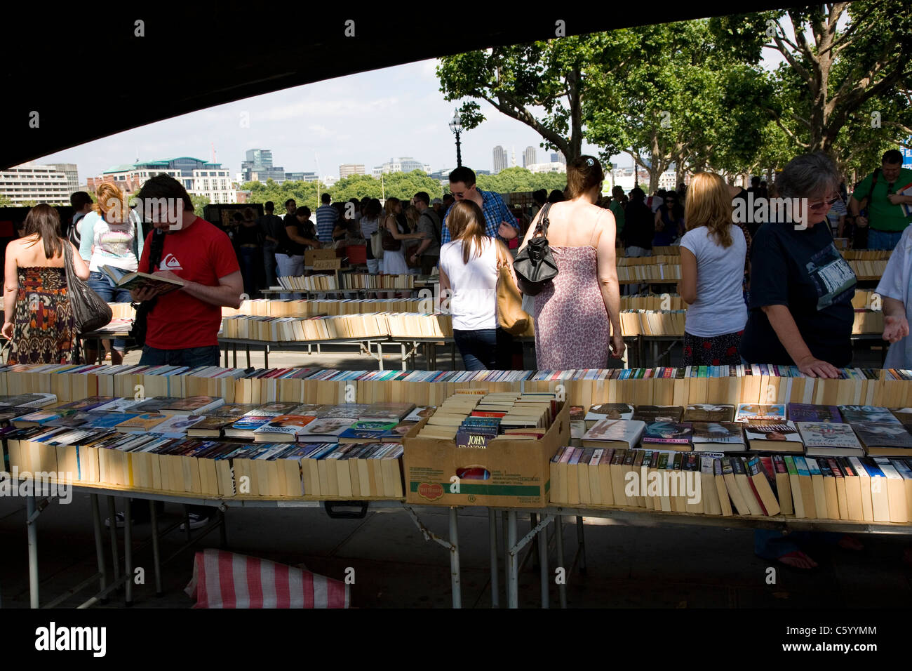 Di seconda mano Book Fair al South Bank Foto Stock