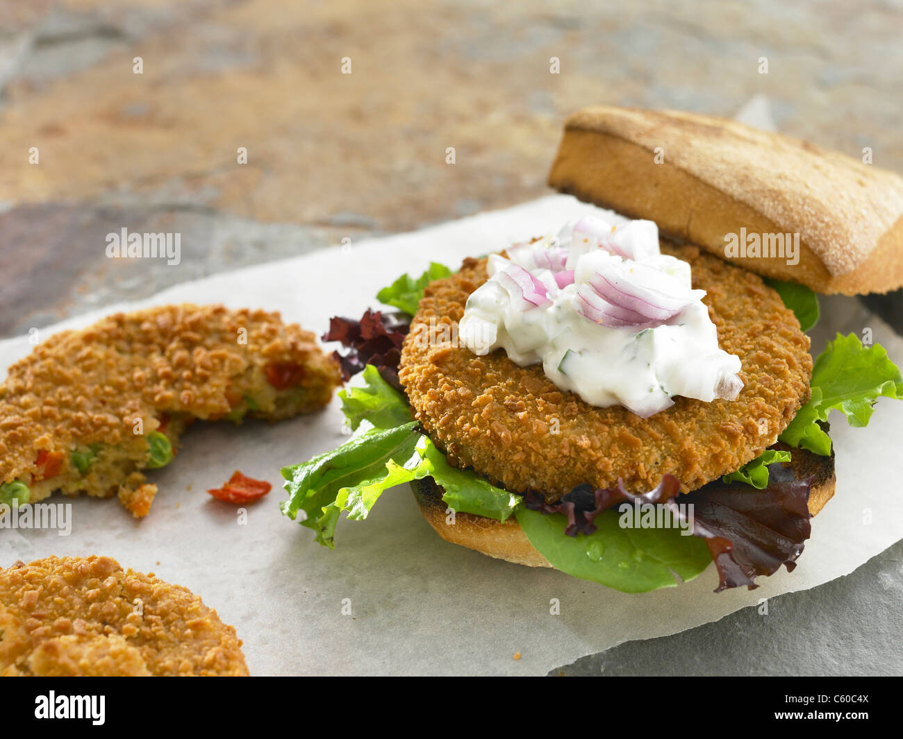 Hamburger Vegetariano in un panino Foto Stock