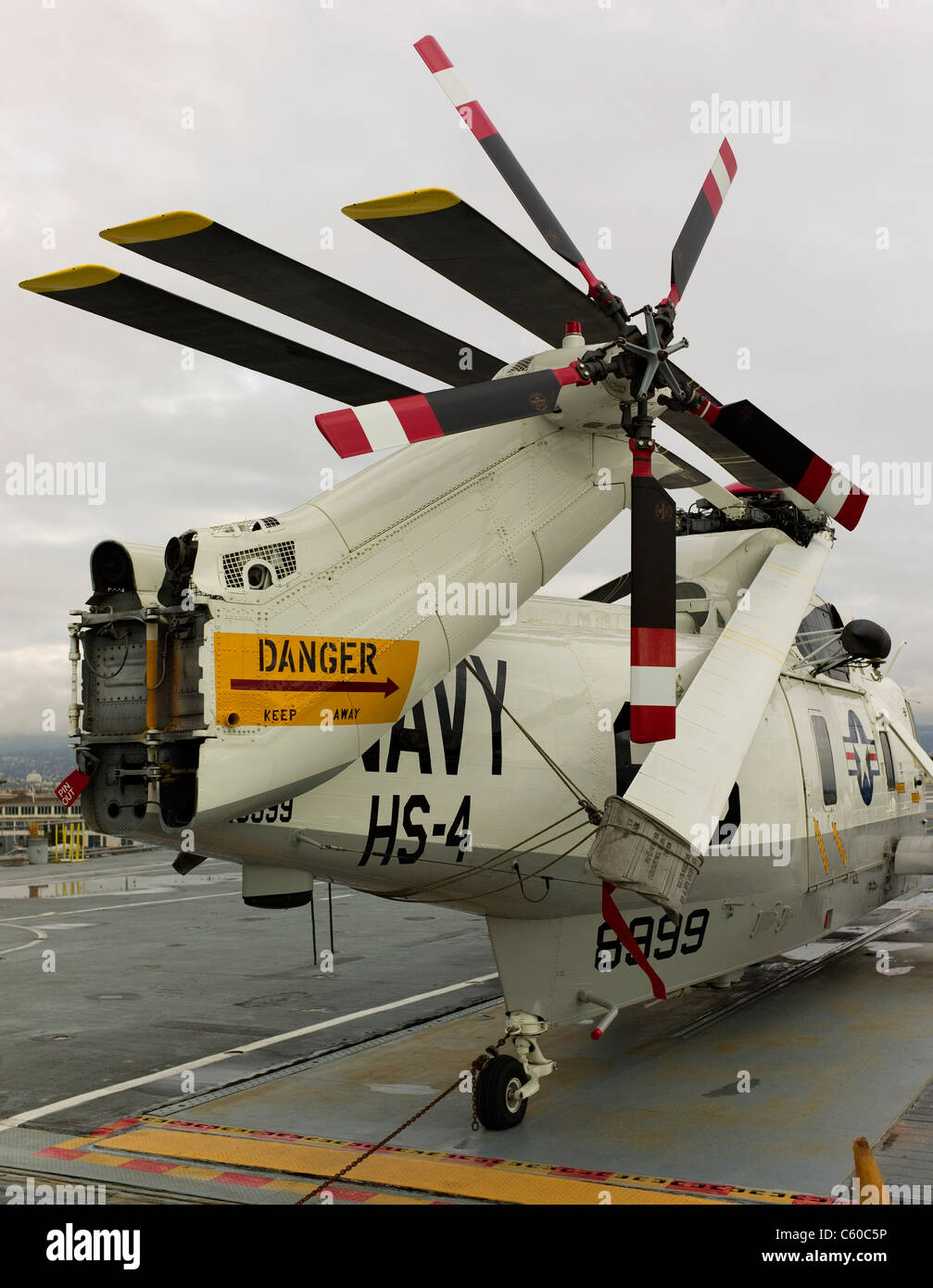 SH-3 SeaKing sul USS Hornet, Alameda, CA USA Foto Stock