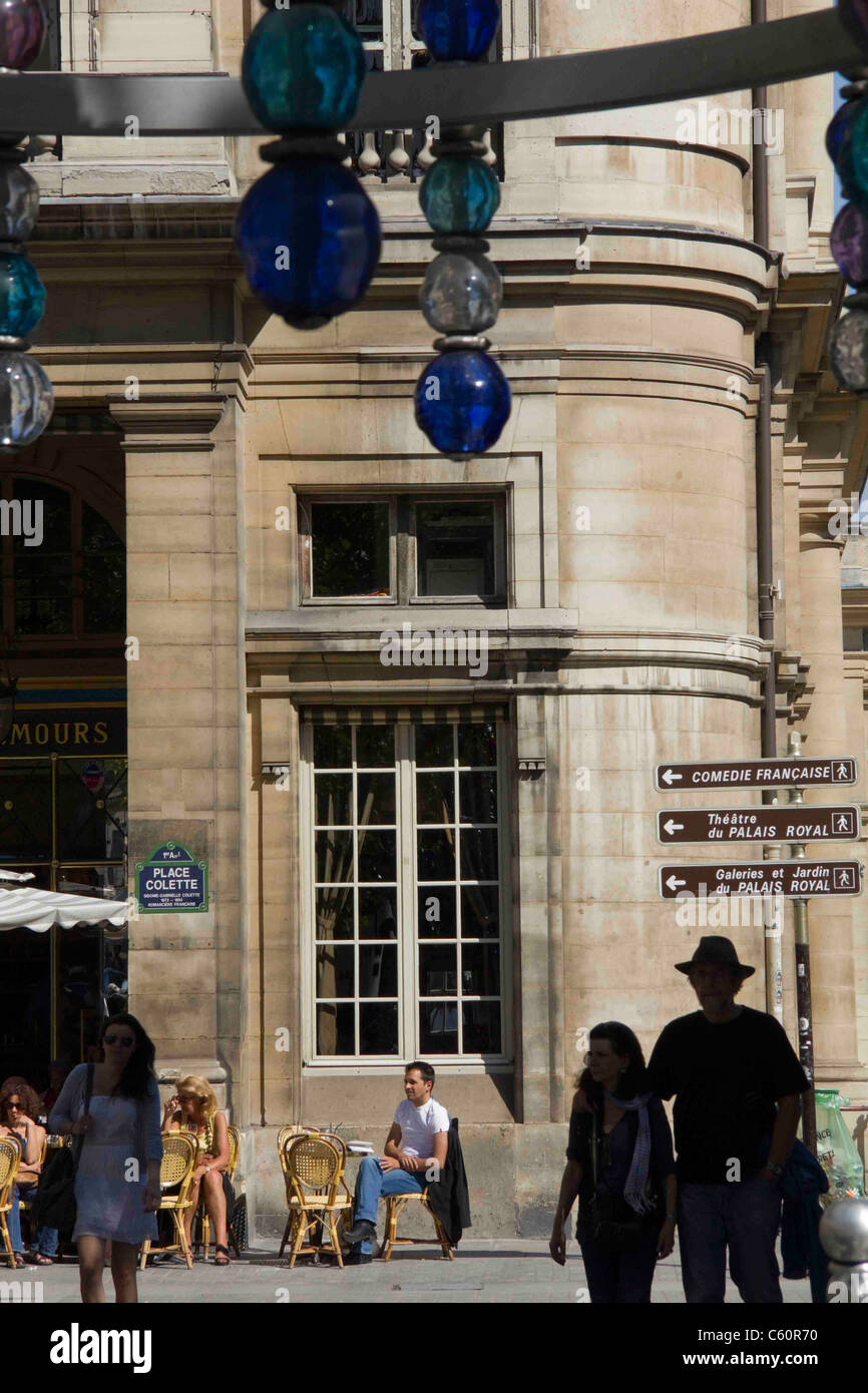 I turisti in Place Colette, Parigi, Francia Foto Stock