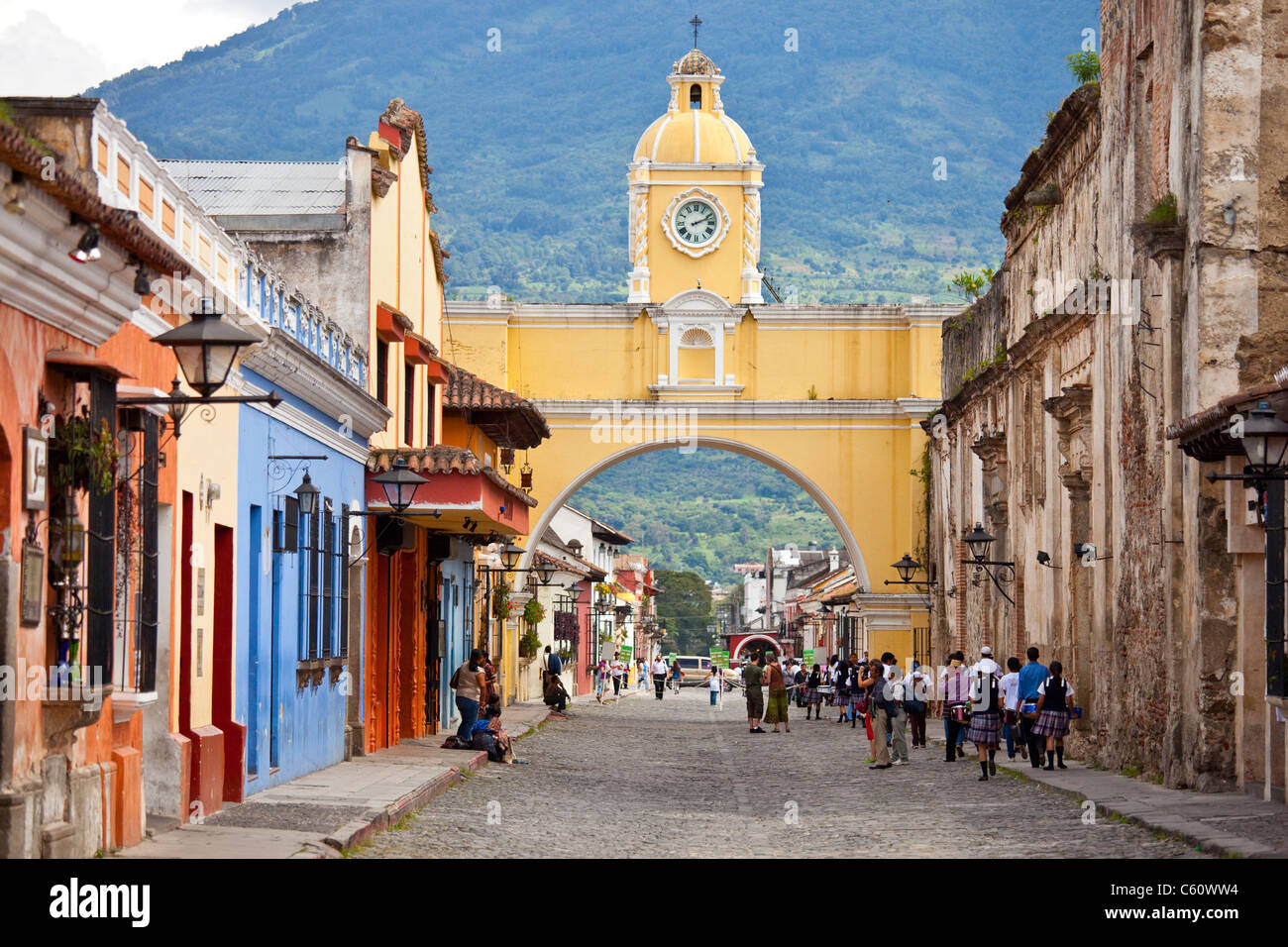 Santa Catalina Arch, Calle del Arco, Antigua, Guatemala Foto Stock