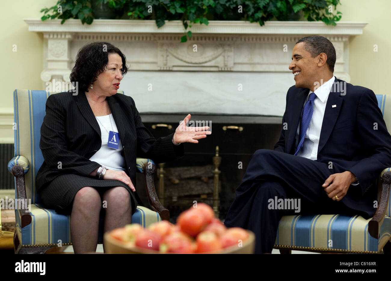 Presidente Obama incontra con giudice Sonia Sotomayor il 21 maggio 2009, cinque giorni prima della sua nomina a U.S. La Corte suprema. (BSWH 2011 8 5) Foto Stock