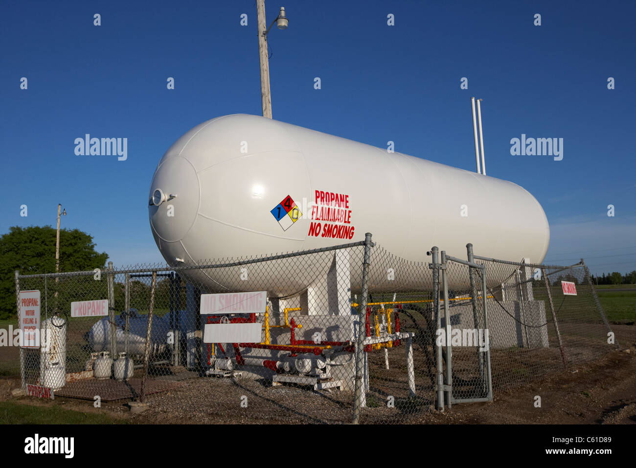 Il gas propano serbatoio del combustibile nel Michigan il Dakota del Nord Stati Uniti d'America Foto Stock