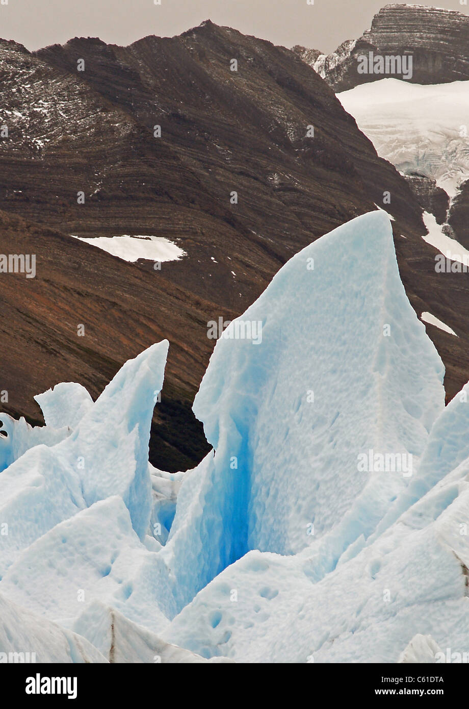 Vento scolpiti formazioni glaciali del Glaciar Perito Moreno,l'Argentina Foto Stock