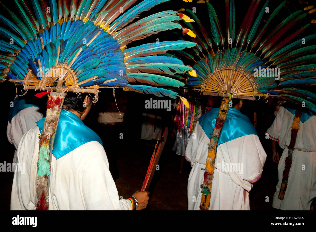 Ichapekene Piesta festival di San Ignacio de Moxos, il più grande festival nella pianura boliviana, qui macheteros dance Foto Stock