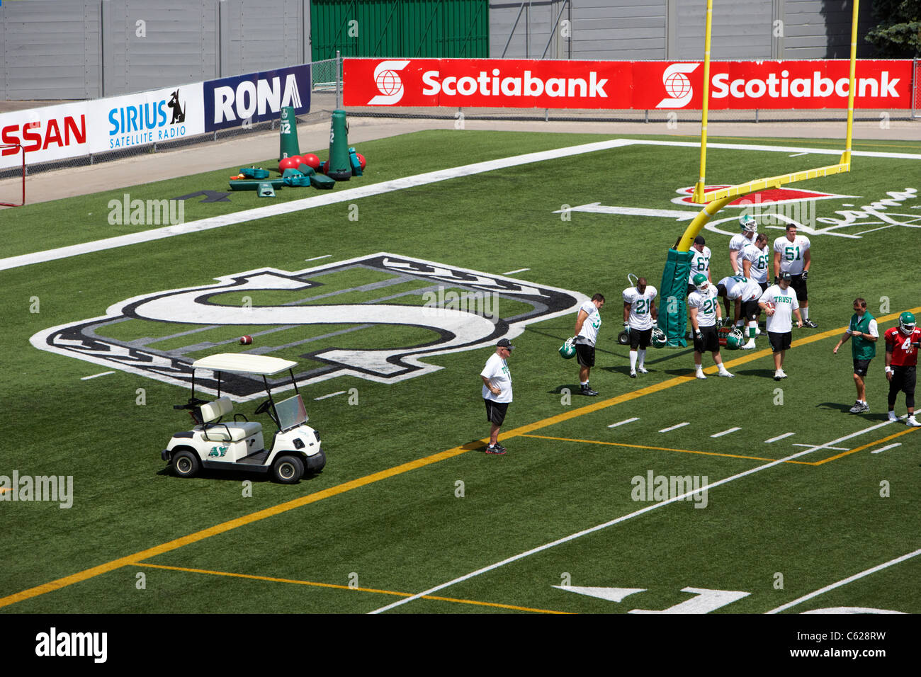 Saskatchewan roughriders allenamento pre stagione mosaic stadium campo taylor regina canada Foto Stock