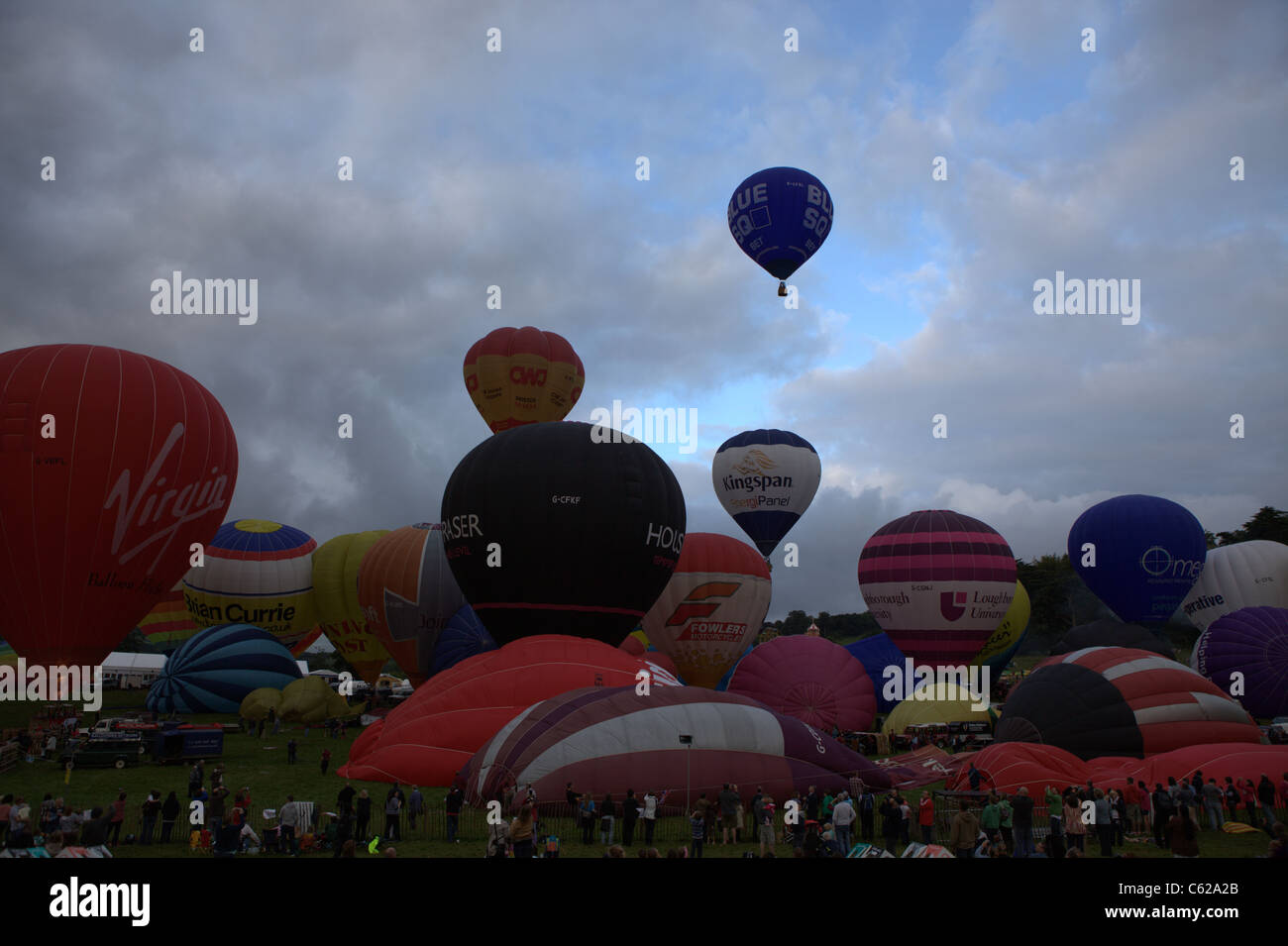 Bristol Balloon Fiesta, Alba salita di massa Foto Stock