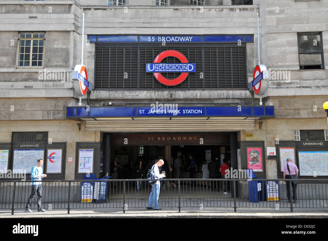 St James Park Station, Londra, Gran Bretagna, Regno Unito Foto Stock