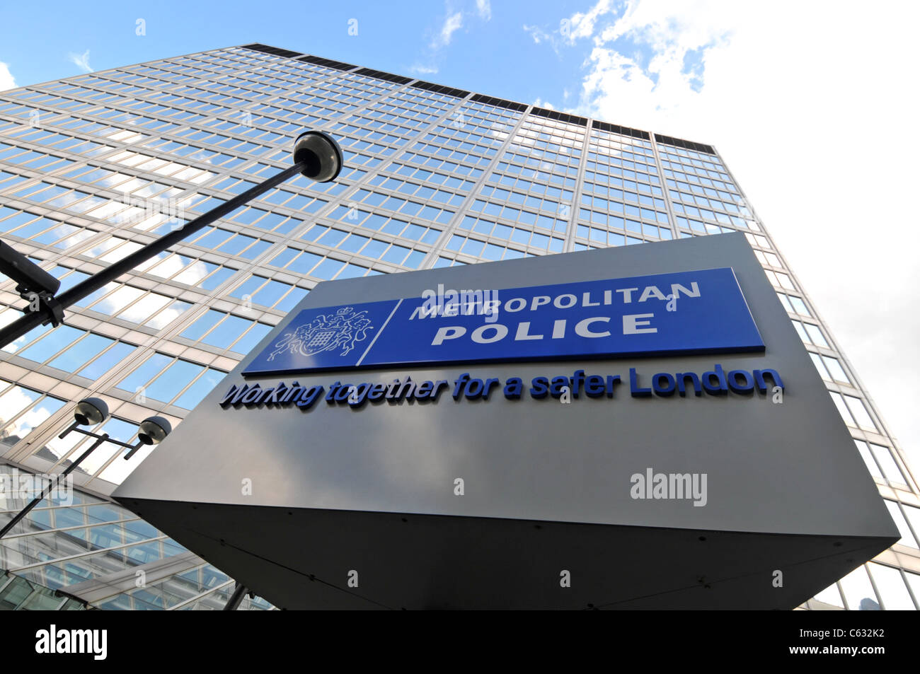 La Metropolitan Police Headquarters, New Scotland Yard, Londra, Gran Bretagna, Regno Unito Foto Stock