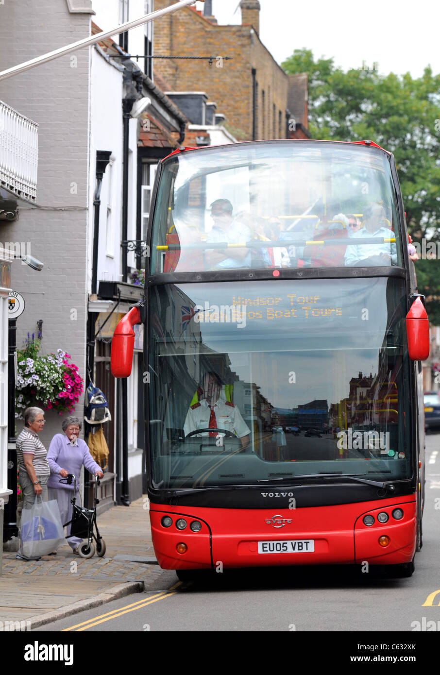 Autobus turistico, Eton, Berkshire, Inghilterra, Regno Unito Foto Stock