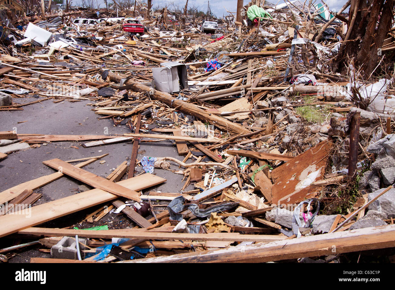 Completa devastazione dopo un tornado a Joplin, Missouri, 25 maggio 2011. Foto Stock