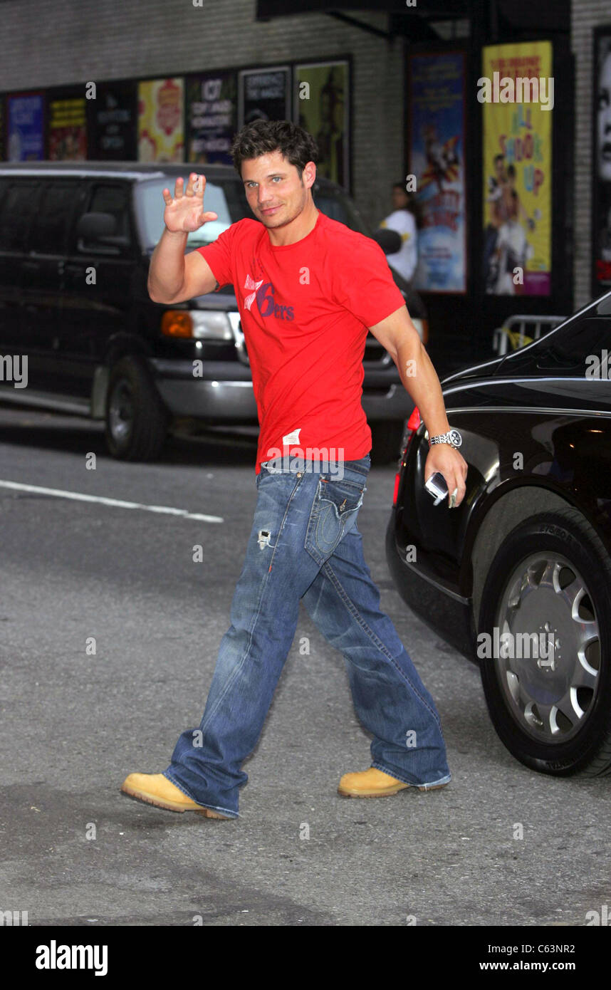 Nick Lachey a partenze per il Late Show con David Letterman, Ed Sullivan Theater, New York, NY, 04 agosto 2005. Foto Foto Stock