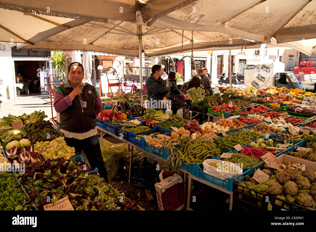 Frutta e verdura sul mercato sul Campo de' Fiori a Roma, Italia Foto Stock