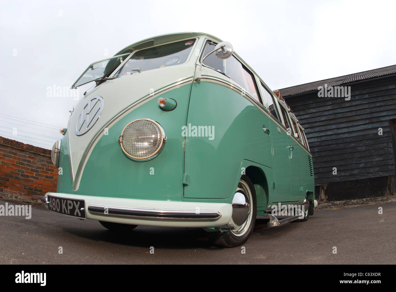 Classic VW Volkswagen Spit schermo 21 finestra camper Autobus Foto Stock