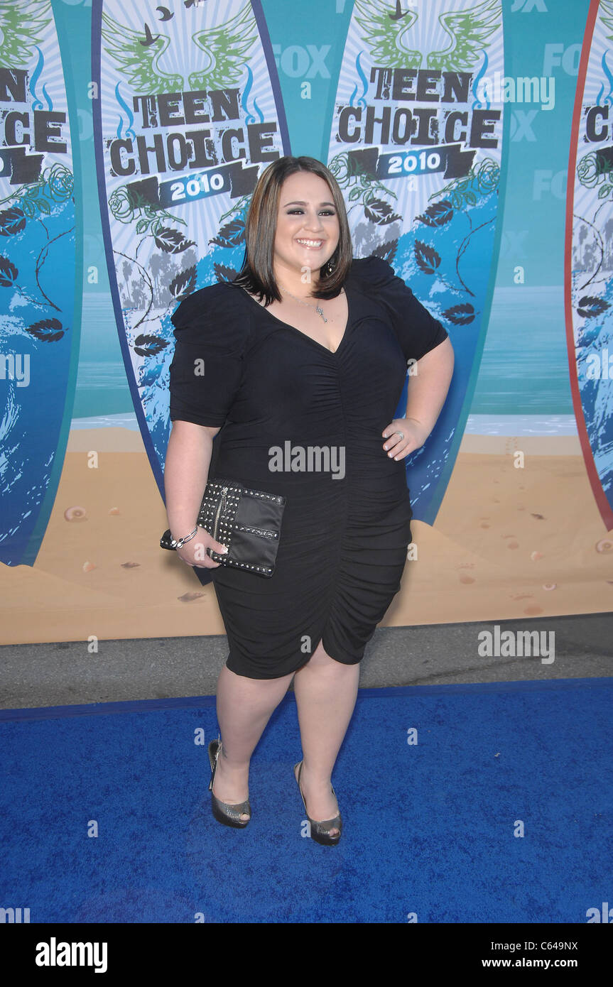 Nikki Blonsky presso gli arrivi per Teen Choice Awards 2010 - arrivi, Gibson anfiteatro, Los Angeles, CA il 8 agosto 2010. Foto Da: Michael Germana/Everett Collection Foto Stock