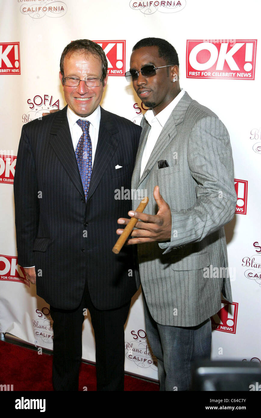 Richard Desmond, Sean P. Diddy Combs presso gli arrivi per OK! Magazine Launch Party, giardino di Ono presso il Gansevoort Hotel, New York, NY, 20 settembre 2005. Foto di: Gregorio Binuya/Everett Collection Foto Stock