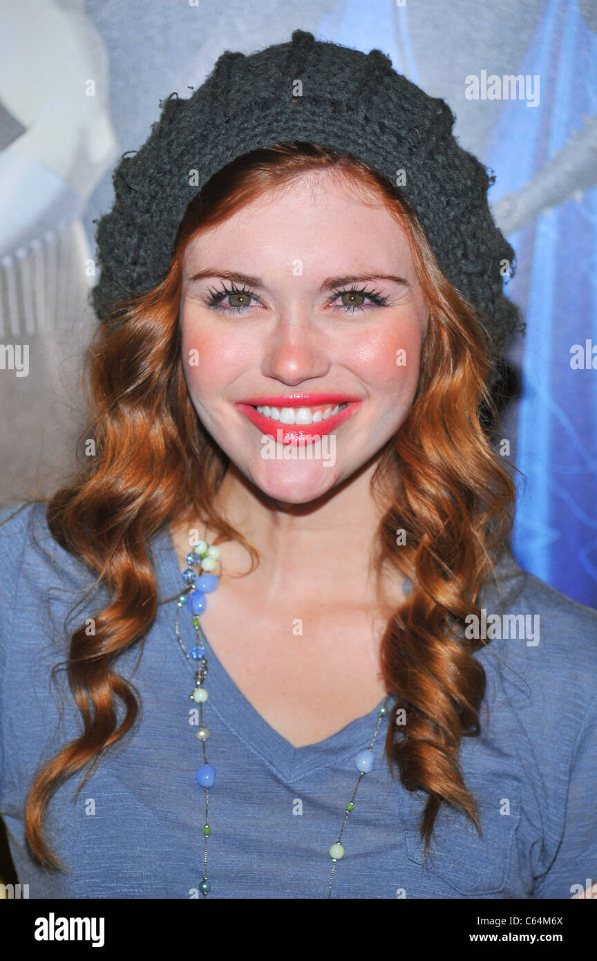 Holland Roden presso gli arrivi per MEGAMIND Premiere, AMC Lincoln Square 13 IMAX Theatre di New York, NY Novembre 3, 2010. Foto di: Gregorio T. Binuya/Everett Collection Foto Stock