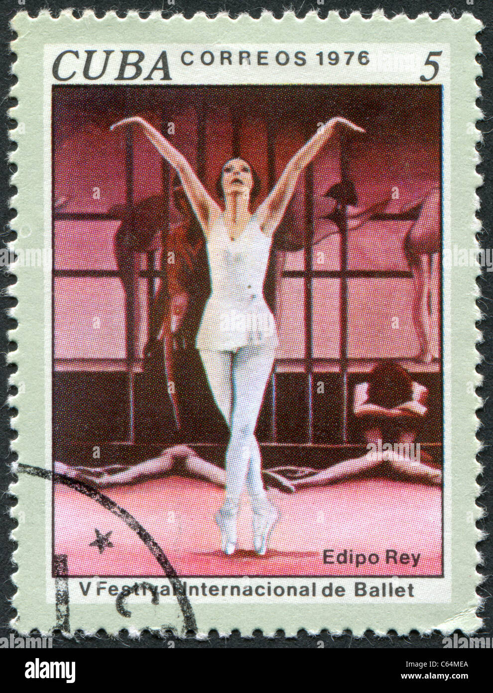 CUBA-1976 un timbro stampato in Cuba, mostrare al Festival Internazionale di Ballet, mostra una scena dal balletto Edipo Re Foto Stock