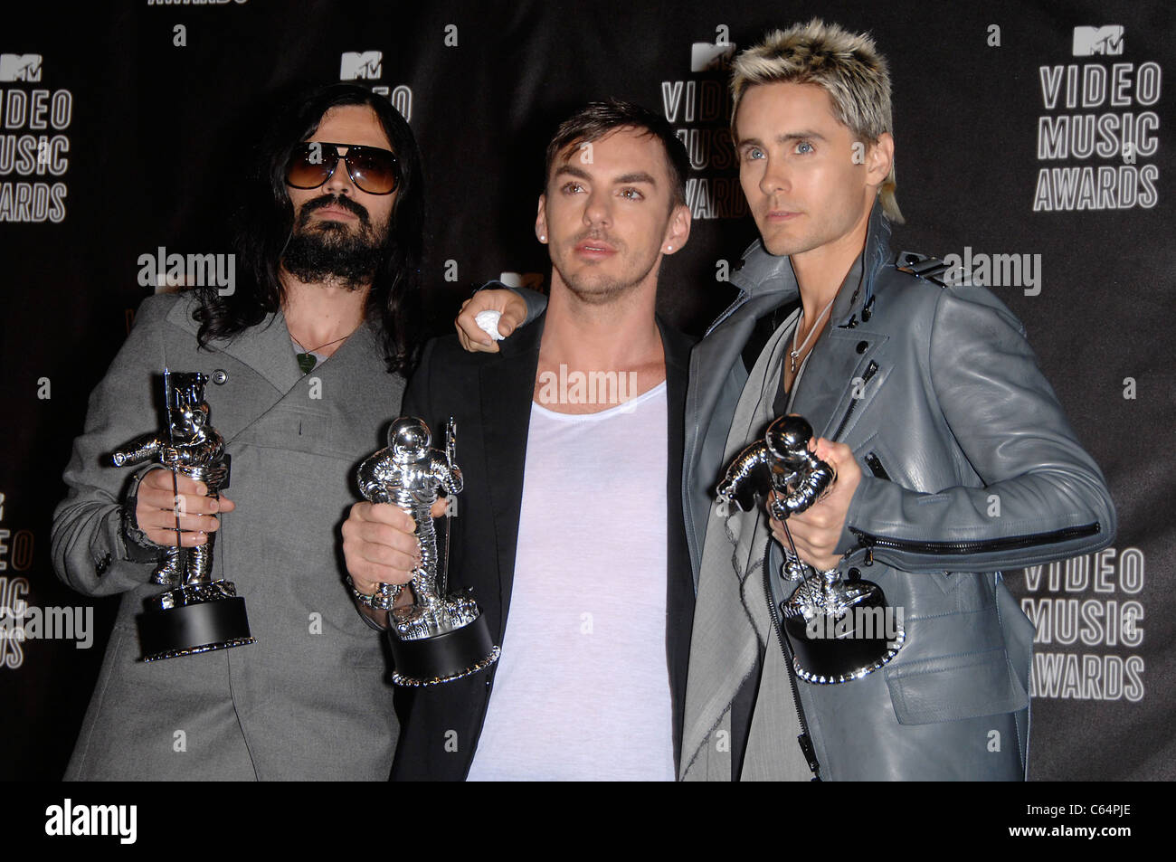 30 secondi a Marte in sala stampa per 2010 MTV Video Music Awards VMA - SALA STAMPA, Nokia Theater L.A. LIVE, Los Angeles, CA, 12 settembre 2010. Foto Da: Michael Germana/Everett Collection Foto Stock