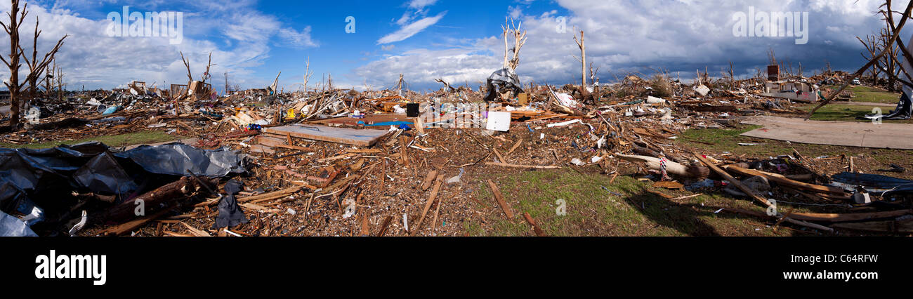 Un panorama del tornado danni in Joplin, Missouri, 25 maggio 2011. Foto Stock