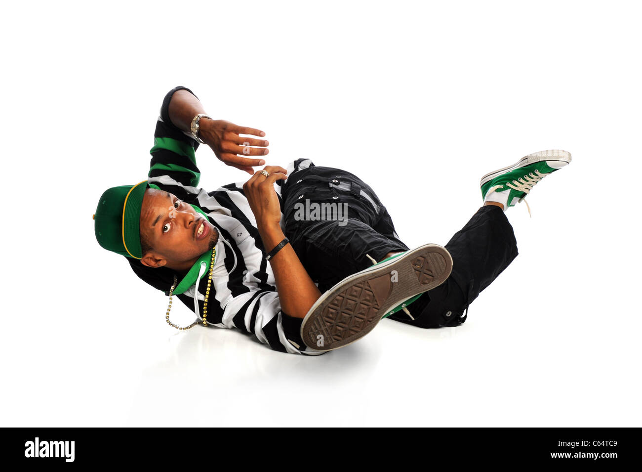 Hip hop breakdancer eseguendo isolate su sfondo bianco Foto Stock