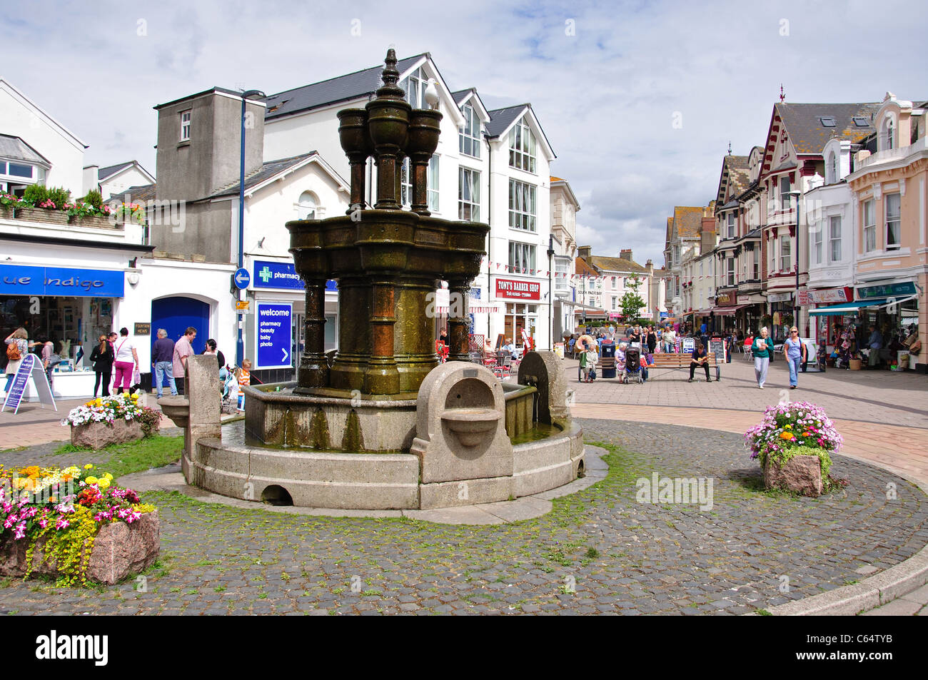 Fontana di acqua, triangolo posto, Teignmouth, Teignbridge District Devon, Inghilterra, Regno Unito Foto Stock