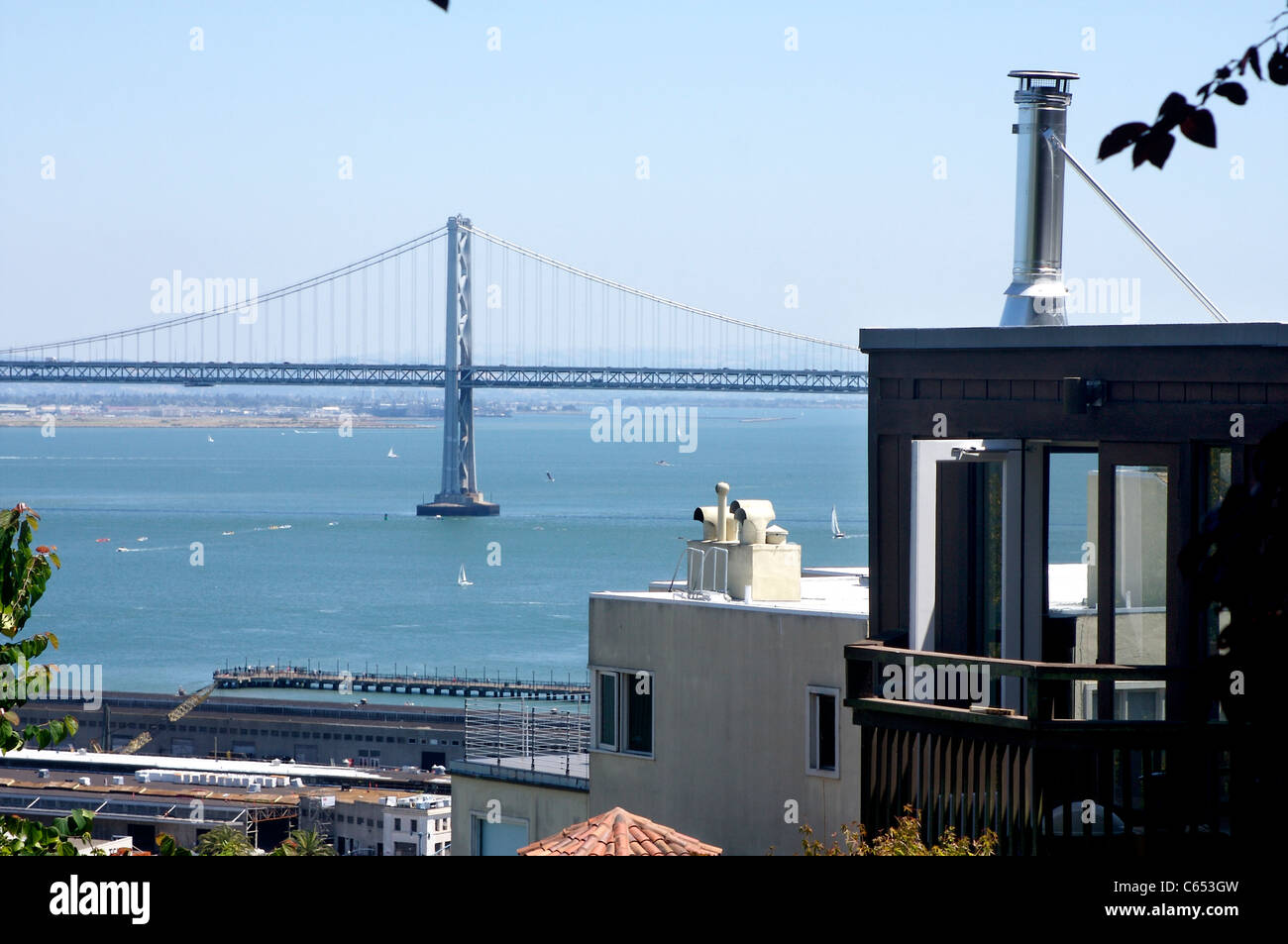 Vista di San Francisco a Oakland Bay Bridge da Telegraph Hill, California Foto Stock