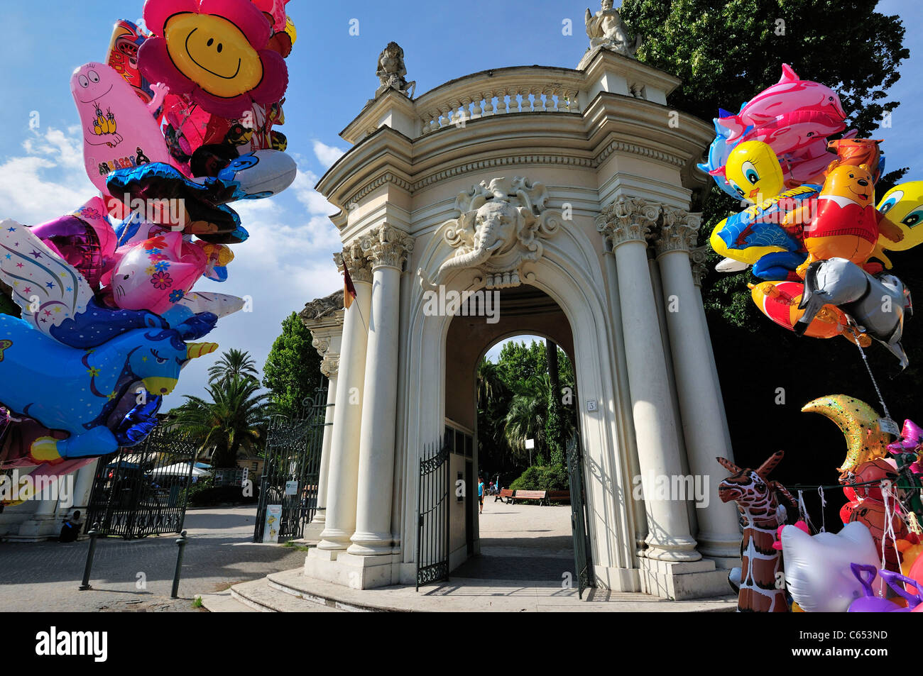 Roma. L'Italia. Ingresso al Bioparco Zoo nel parco di Villa Borghese. Foto Stock