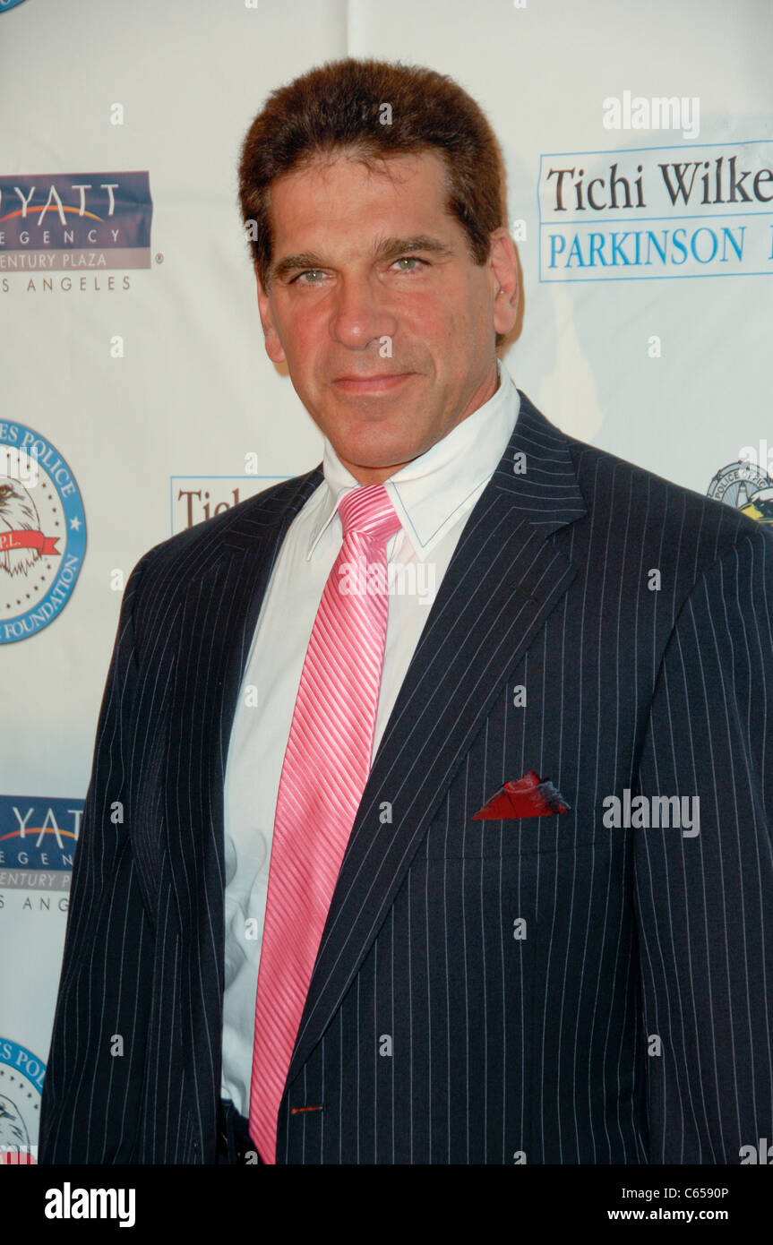 Lou Ferrigno di presenze per Los Angeles protettivo di polizia League's Eagle & Badge Foundation Gala, Hyatt Regency Century Plaza Hotel di Los Angeles, CA 21 agosto 2010. Foto: Richard Linton/Everett Collection Foto Stock