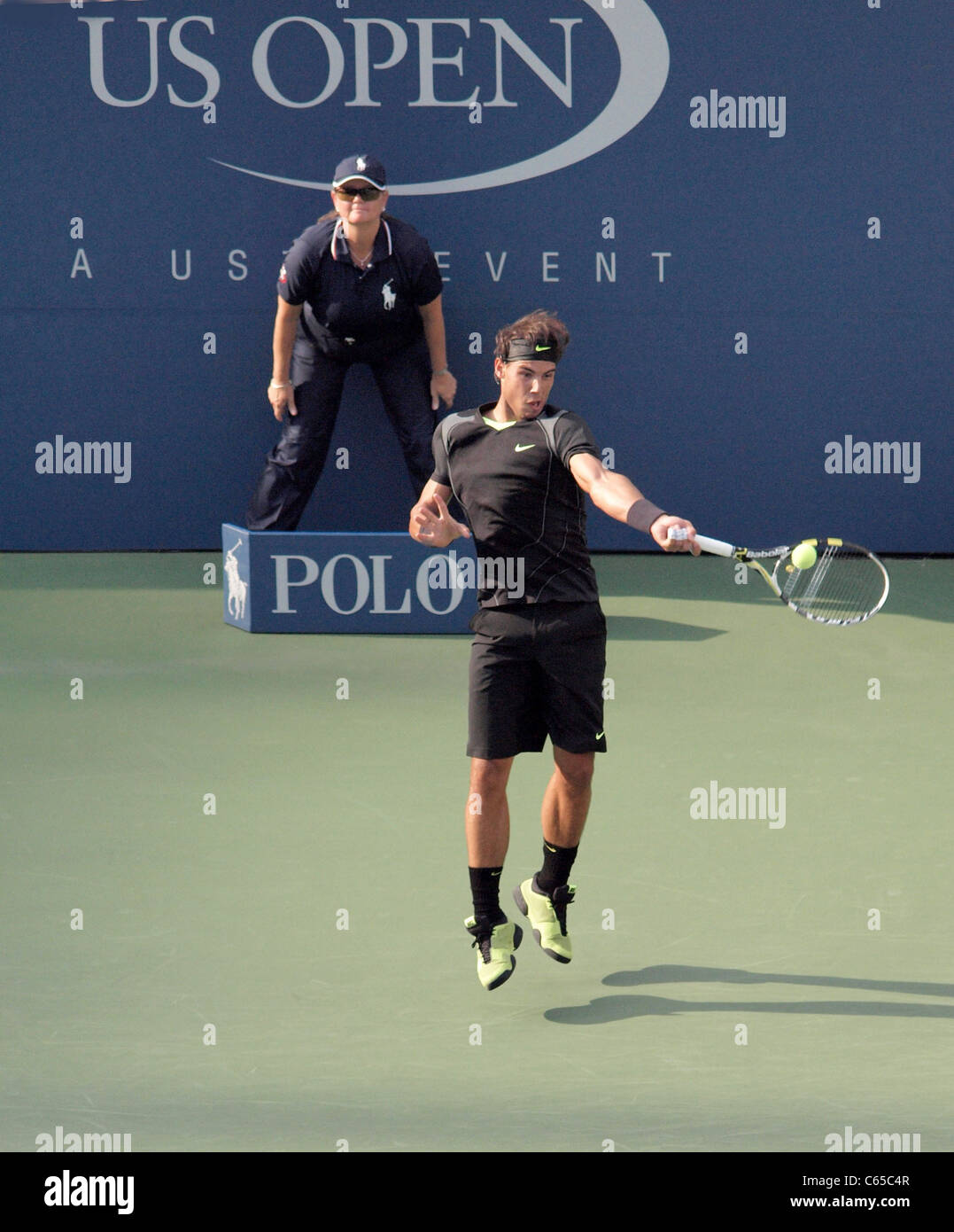 Rafael Nadal di presenze per US Open 2010 Torneo di Tennis Uomini Singoli finali corrispondono, Arthur Ashe Stadium di New York, NY, 13 settembre 2010. Foto di: Rob ricco/Everett Collection Foto Stock