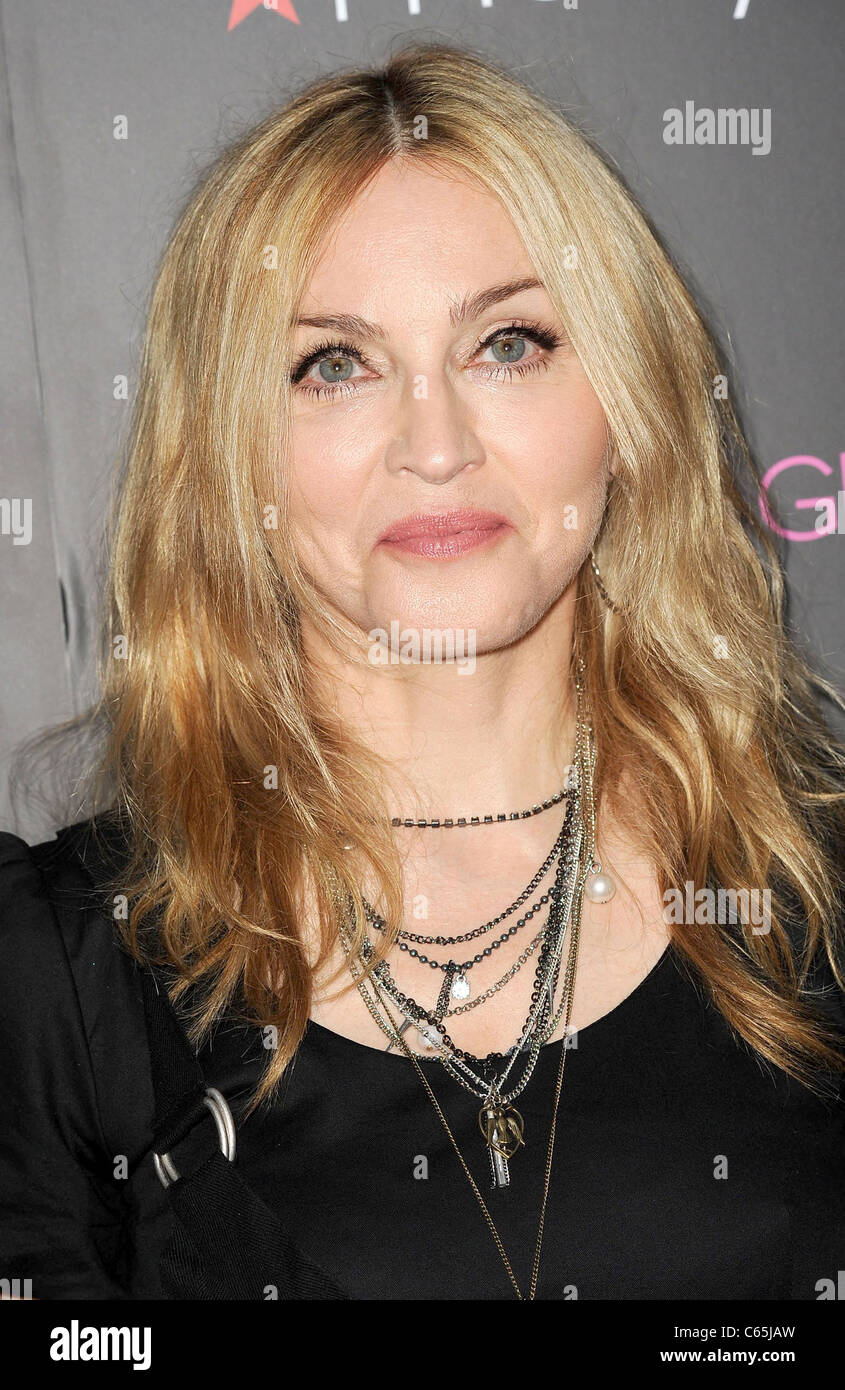 Madonna alla in-store l'aspetto per il Material Girl Collection lancio, Macy's Herald Square Department Store, New York, NY Settembre 22, 2010. Foto di: Kristin Callahan/Everett Collection Foto Stock