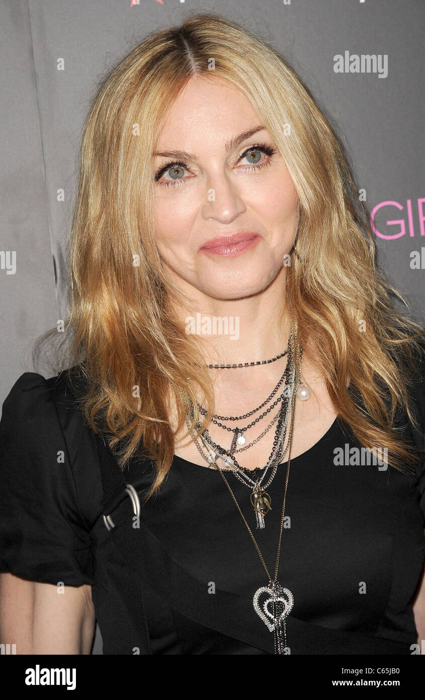 Madonna alla in-store l'aspetto per il Material Girl Collection lancio, Macy's Herald Square Department Store, New York, NY Settembre 22, 2010. Foto di: Kristin Callahan/Everett Collection Foto Stock