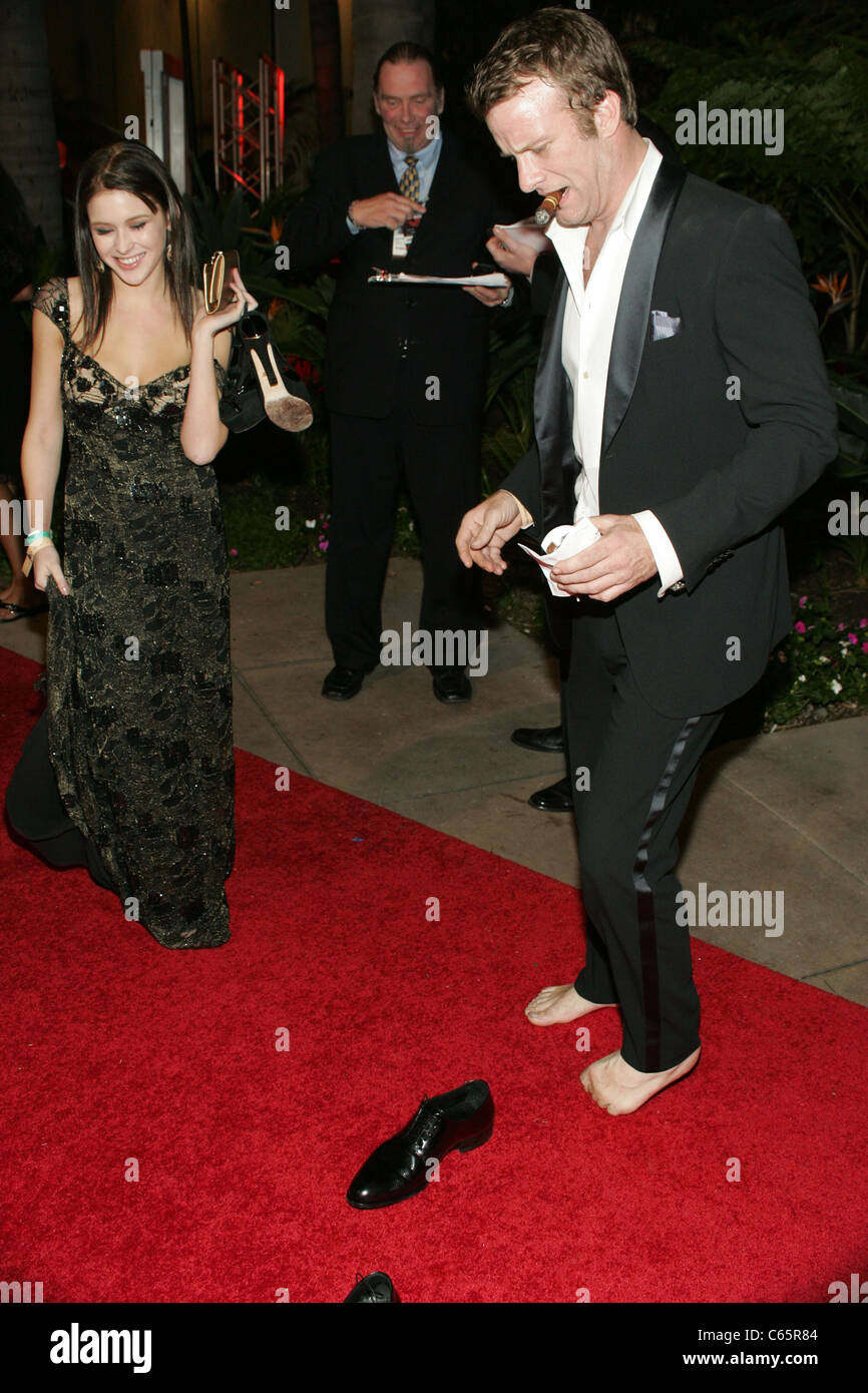 Renee Olstead, Thomas Jane a partenze per sessantottesima Annuale di Golden Globe Awards, il Beverly Hilton Hotel di Beverly Hills, CA 16 gennaio 2011. Foto di: James Atoa/Everett Collection Foto Stock