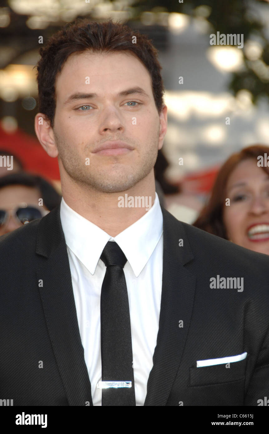 Kellan Lutz presso gli arrivi per il Twilight Saga: Eclipse Premiere, il Teatro Ziegfeld, Los Angeles, CA 24 Giugno 2010. Foto di: Foto Stock