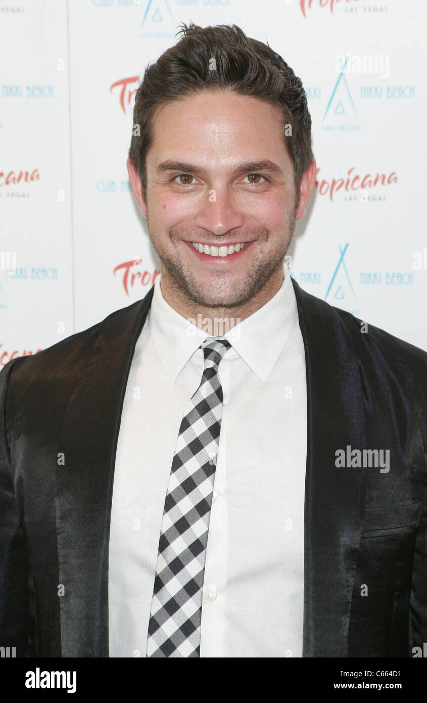 Brandon Barash presso gli arrivi per l'Ufficiale di artisti innovativi Pre-Daytime Awards Party, Club Nikki al Tropicana Las Vegas, Las Foto Stock