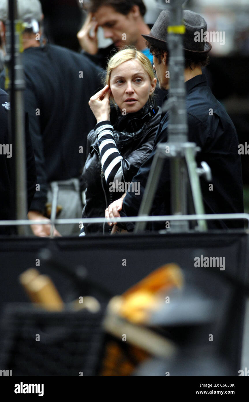 Madonna in località Madonna per dirigere la pellicola per sparare W.E., Manhattan, New York, NY Settembre 17, 2010. Foto di: William D. Foto Stock