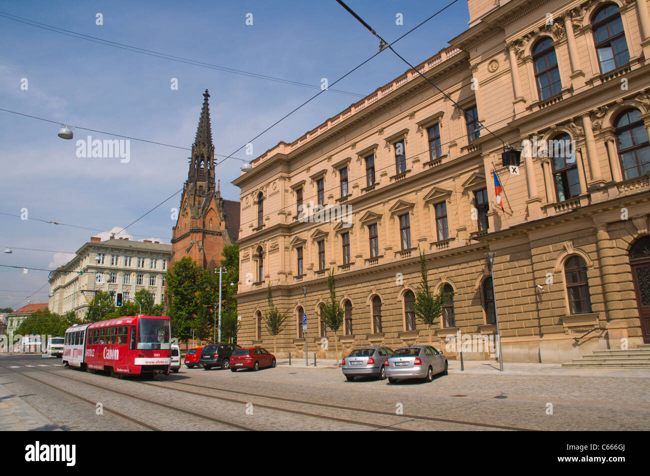Rinnovato Komenskeho namesti square Brno Moravia Repubblica Ceca Europa Foto Stock