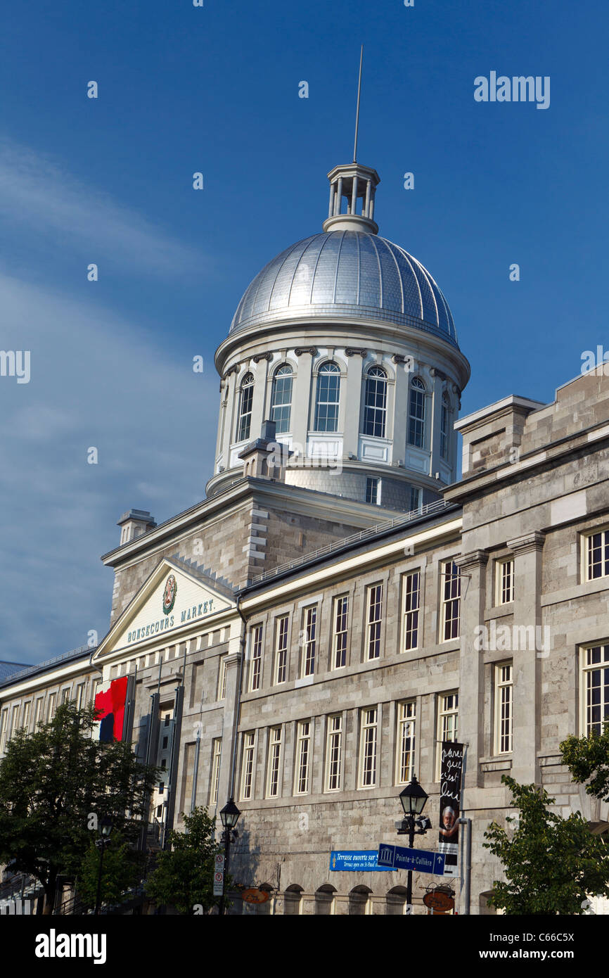 Esterno Bonsecours Market / Marche Bonsecours, d'argento con tetto a cupola, la Vecchia Montreal, Montreal, Quebec, Canada Foto Stock