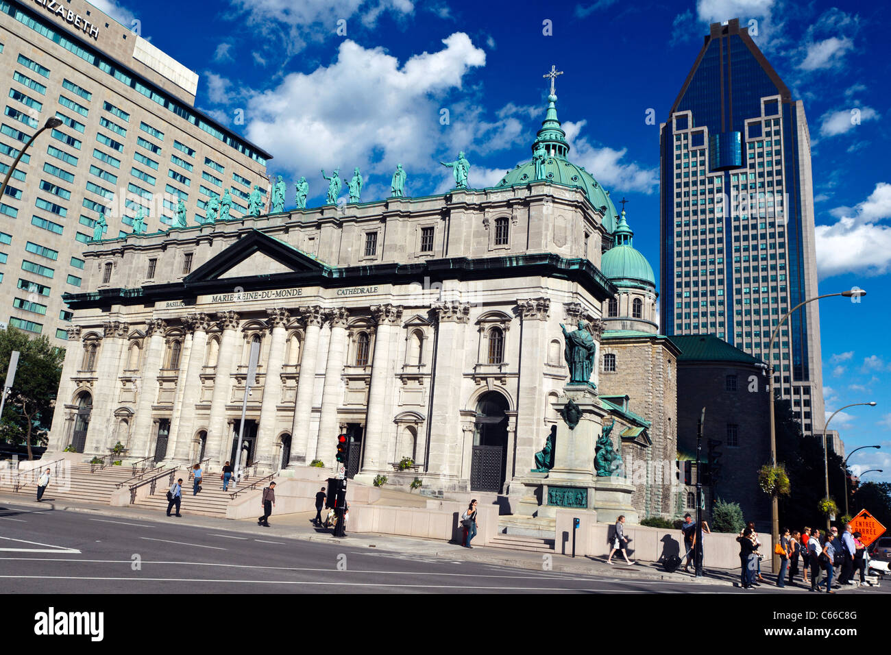 Cathédrale MarieReineduMonde / Maria Regina del mondo cattedrale