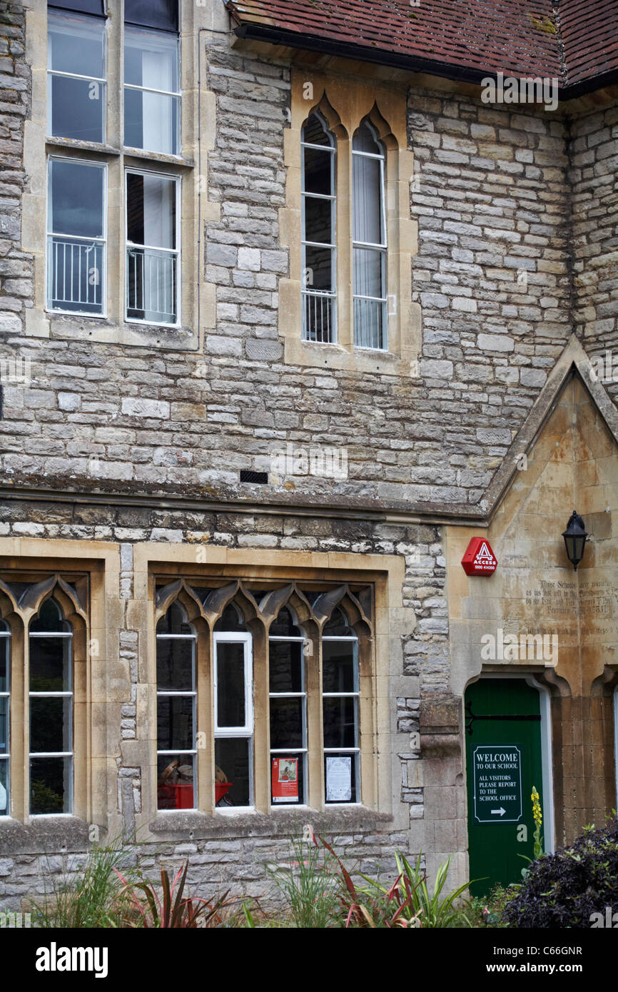 Romsey Abbey Primary School Building a Church Lane, Romsey, Hampshire, Regno Unito nel mese di agosto Foto Stock