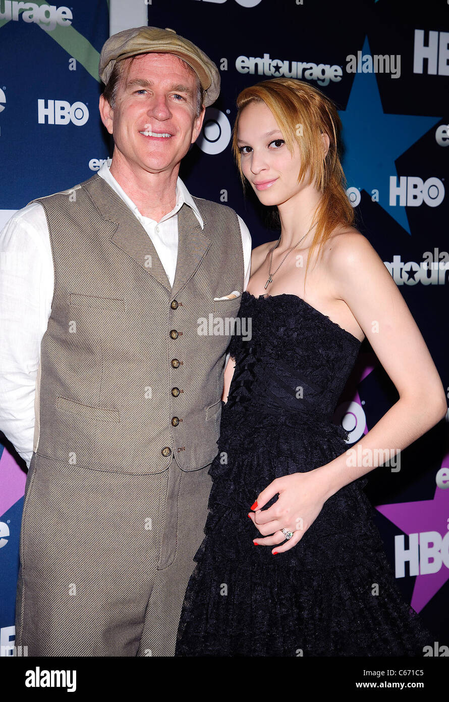 Matthew Modine e la figlia Ruby ad arrivi per Entourage stagione otto Premiere, il faro, New York, NY, 19 luglio 2011. Foto Foto Stock