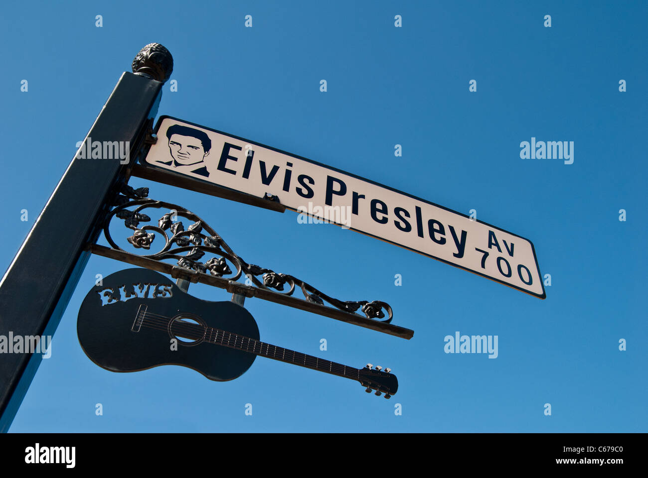 Elvis Presley Avenue segno di traffico in Shreveport, Louisiana, Stati Uniti d'America Foto Stock