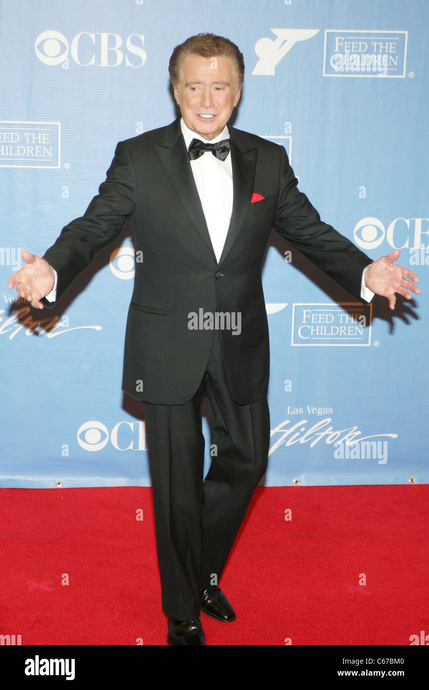 Regis Philbin in sala stampa per la trentasettesima annuale di animazione diurna Emmy Awards - PRESS ROOM, Las Vegas Hilton, Las Vegas, nanovolt Foto Stock