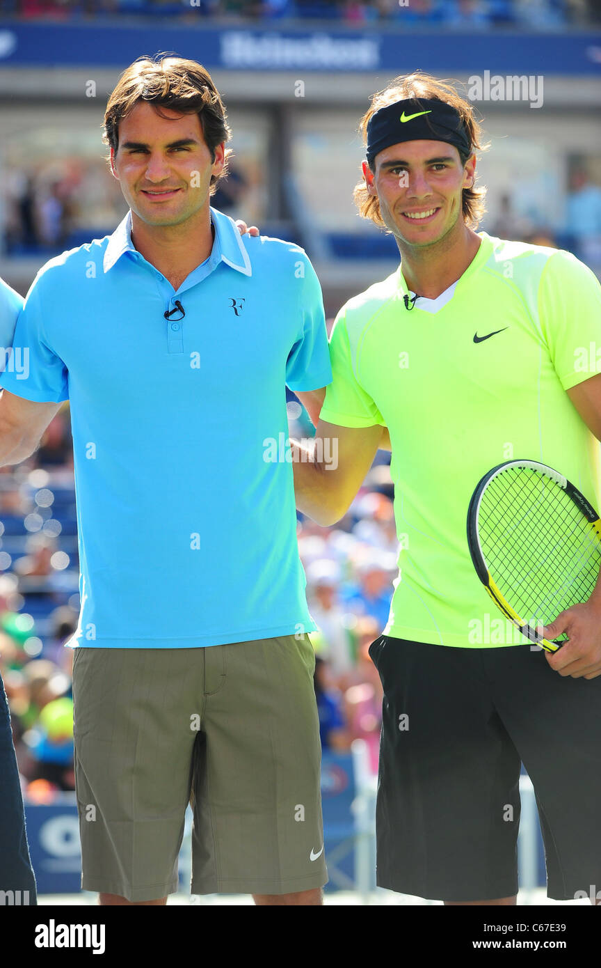 Roger Federer Rafael Nadal ad una apparizione pubblica per il 2010 Arthur Ashe Kids Day, USTA Billie Jean King National Tennis Center, Foto Stock