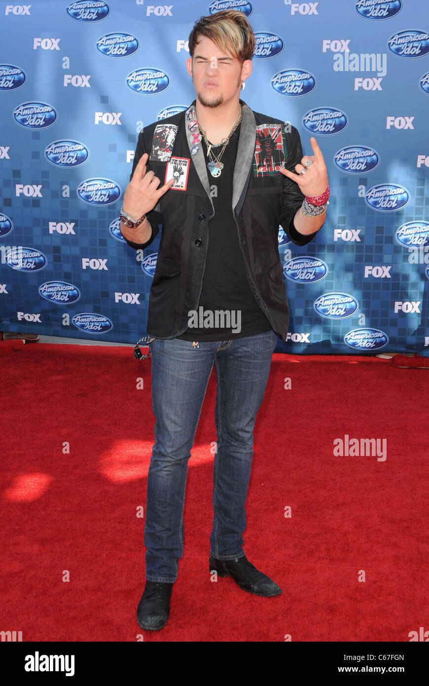 James Durbin presso gli arrivi per American Idol Gran Finale 2011, Nokia Theater L.A. LIVE, Los Angeles, CA Maggio 25, 2011. Foto di: Dee Cercone/Everett Collection Foto Stock