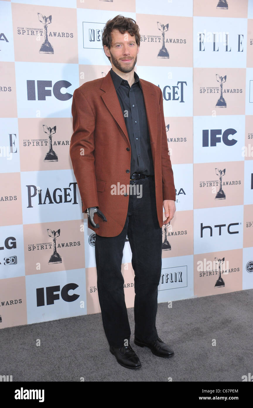 Aron Ralston presso gli arrivi per 2011 Film Independent Spirit Awards - Gli arrivi parte 1, sulla spiaggia, Santa Monica, CA, 26 febbraio Foto Stock
